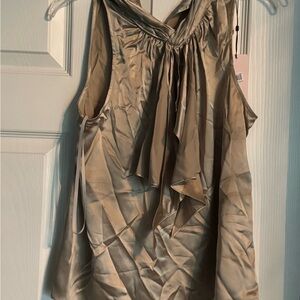 Elegant Gold Sleeveless Blouse